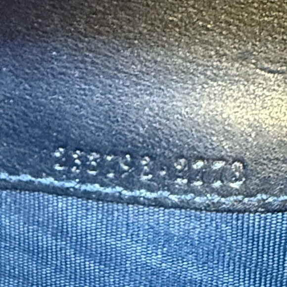 Authentic Gucci Black Guccissima Leather Zip Around Wallet black leather - Picture 6 of 7